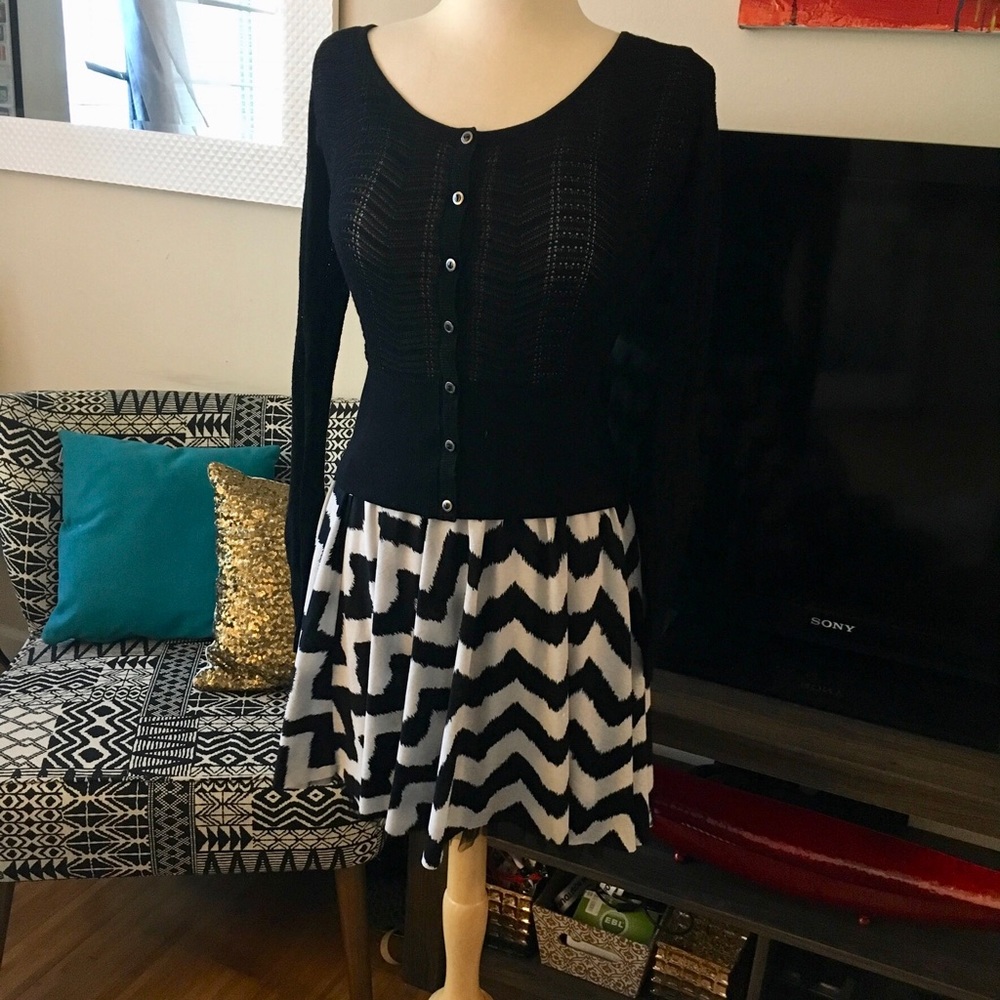 NWT Guess Knit Cardigan